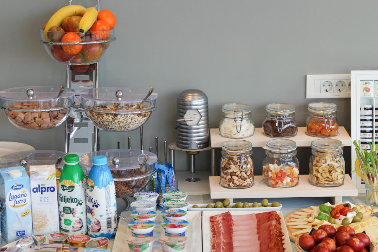 Bed and Breakfast Pansion Leggero Крк Екстер'єр фото