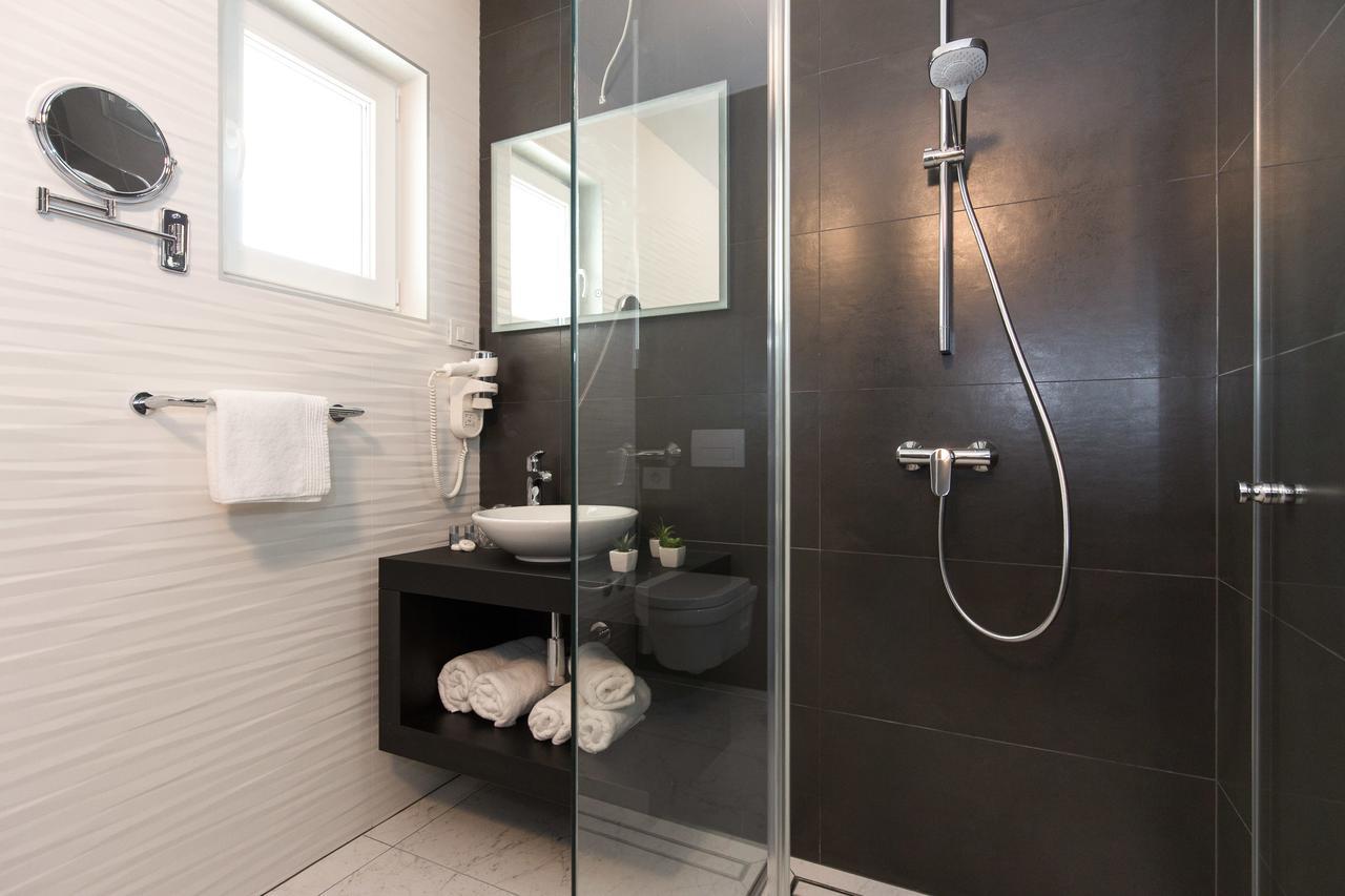 Bed and Breakfast Pansion Leggero Крк Екстер'єр фото
